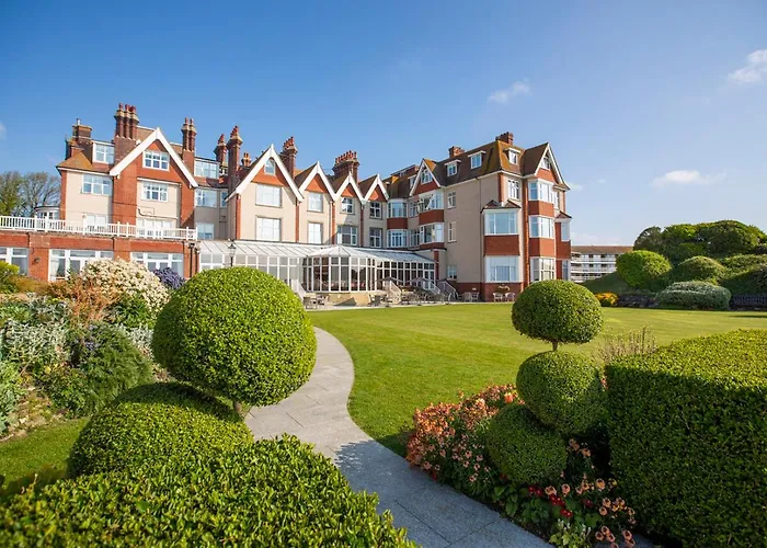 Discover the Top Hotels in Eastbourne Town Centre for a Perfect Stay