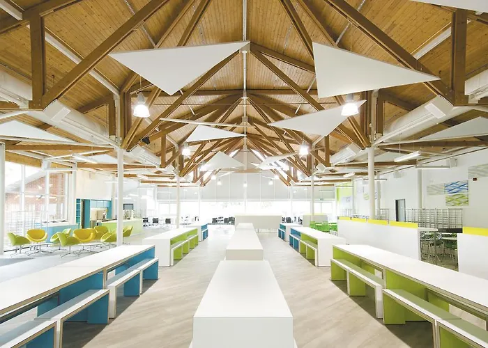 Best Cheap Hotels in Reading Town Centre