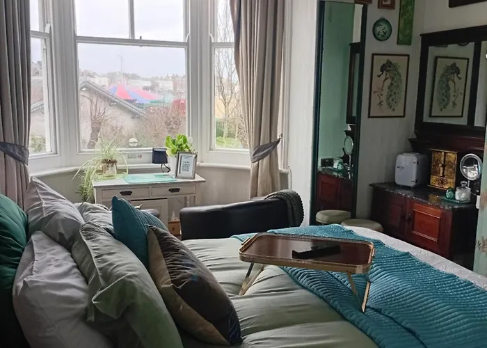 Best Hotels in Weymouth with a Lift