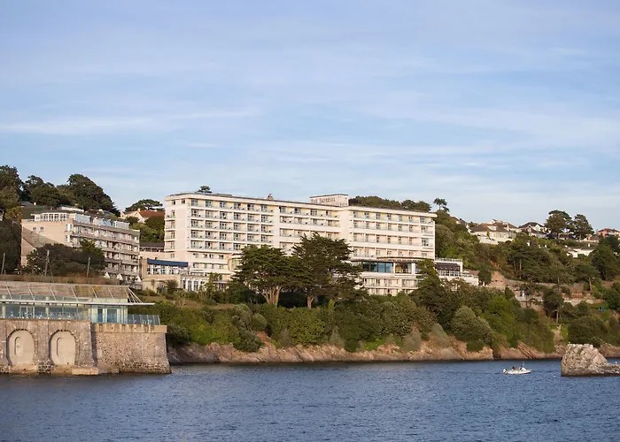 Discover the Best Hotels in Torquay That Accept Dogs