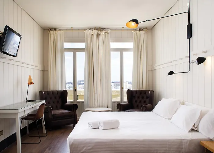 Mejores hoteles económicos cerca de Complutense Madrid