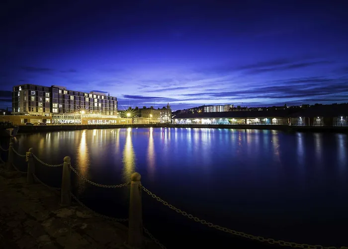 Discover the Top Hotels in Dundee Central for a Memorable Stay